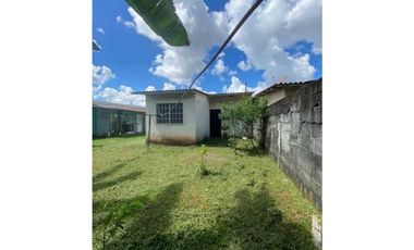 VENDO CASA EN ARRAIJAN JUAN DEMOTENES PUERTA DE HIERRO 2R