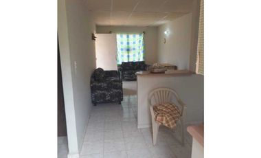 VENDO CASA EN ARRAIJAN JUAN DEMOTENES PUERTA DE HIERRO 2R
