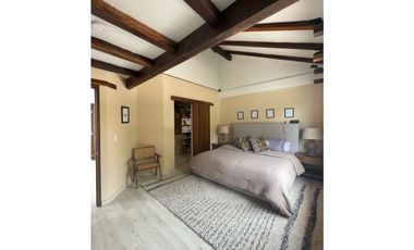 VENDO HERMOSA CASA CAMPESTRE EN CAJIC