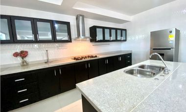 SE VENDE O ARRIENDA CASA ESQUINERA EN EL BARRIO JARDIN - SANTA MARTA