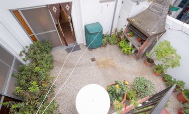 Departamento Tipo Casa en venta en Monte Chingolo