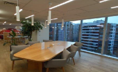 Oficina en Arriendo en Cerro El Plomo / Alonso de Córdova