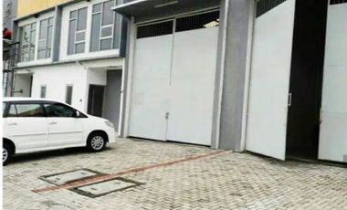 Dijual Gedung Dascoland Manyar Gresik