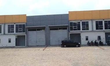 Dijual Gedung Dascoland Manyar Gresik