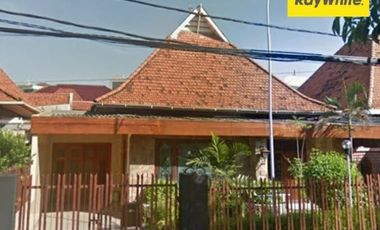 Dijual Rumah 7 Kamar di Jl. Dr Soetomo, Surabaya