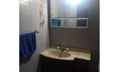 CASA TIPO CHALET 3 AMB. AMPLIOS CON PARQUE QUINCHO Y PILETA