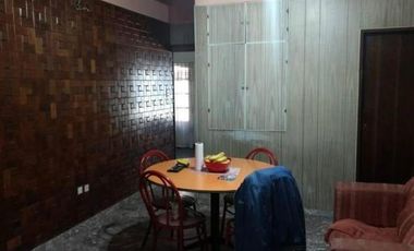 CASA TIPO CHALET 3 AMB. AMPLIOS CON PARQUE QUINCHO Y PILETA