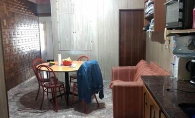 CASA TIPO CHALET 3 AMB. AMPLIOS CON PARQUE QUINCHO Y PILETA