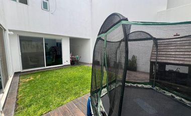 Hermosa Casa en Venta en Horizontes