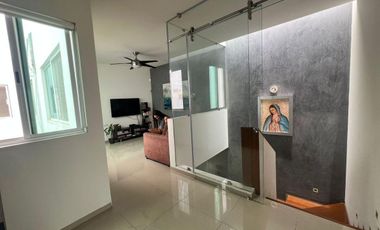 Hermosa Casa en Venta en Horizontes