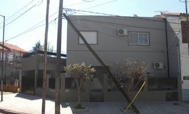 EXCELENTE DEPARTAMENTO PLANTA BAJA CON DETALLES DE JERARQUIA  3 AMBIENTES  A ESTRENAR