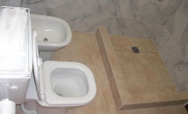 EXCELENTE DEPARTAMENTO PLANTA BAJA CON DETALLES DE JERARQUIA  3 AMBIENTES  A ESTRENAR