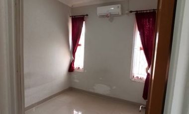 Rumah Take over 2 lantai murah dlm Perumahan dicibinong,Bogor