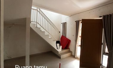 Rumah Take over 2 lantai murah dlm Perumahan dicibinong,Bogor