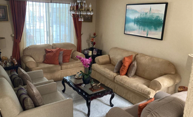 Casa amueblada  en Bosques en venta