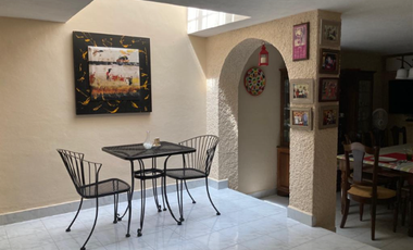 Casa amueblada  en Bosques en venta