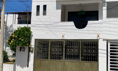 Casa amueblada  en Bosques en venta