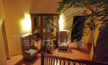 Arcada Alameda: Casa con amplios espacios y excelente distribución