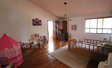 Arcada Alameda: Casa con amplios espacios y excelente distribución