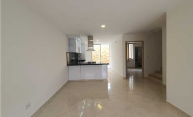 Se Vende Hermosa Casa para Estrenar cerca a centro comercial