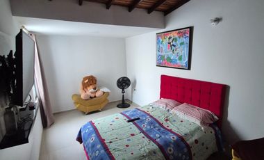 casa en venta en villa antigua. Cod V5079