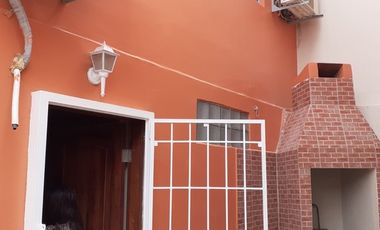 Capaes - Villa Marina: Se Alquila Casa Frente al Mar en Capaes