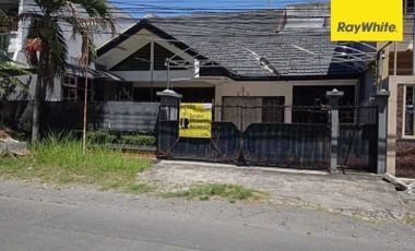 Dijual Rumah 2 lantai di Dukuh Kupang Barat, Surabaya