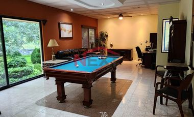 RESIDENCIA EN VENTA AL NORTE DE SALTILLO, ANTIGUO CAMINO A LOS ZERTUCHE 4531 M2