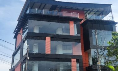 edificio en arriendo/venta en circunvalar. Cod A14787