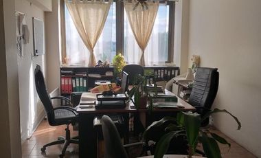 OFICINA PEGADA A LOS TRIBUNALES