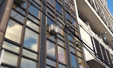 OFICINA PEGADA A LOS TRIBUNALES