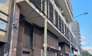 OFICINA PEGADA A LOS TRIBUNALES
