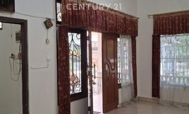 Rumah 2 Lantai Di Jl. Halmahera, Area Tengah Kota Semarang