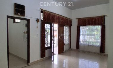 Rumah 2 Lantai Di Jl. Halmahera, Area Tengah Kota Semarang