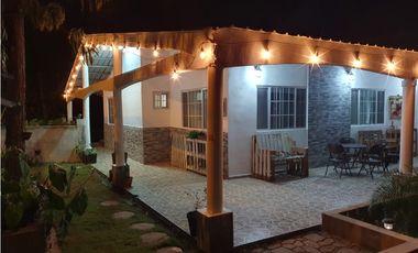 Venta de terreno y casa en Altos de Cerro Azul