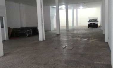Local en renta con gran afluencia. Zona comercial Tlalnepantla