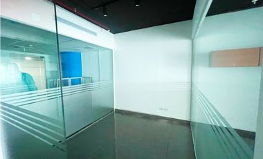 Alquiler de oficina en Oceania Business Plaza