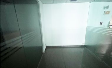 Alquiler de oficina en Oceania Business Plaza