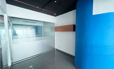 Alquiler de oficina en Oceania Business Plaza