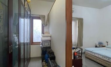 DIJUAL RUMAH MODERN ARSITEK di Jl PINANG MERAH, PONDOK INDAH, JAKSEL