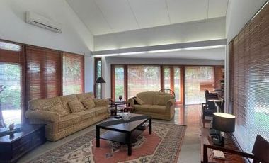 DIJUAL RUMAH MODERN ARSITEK di Jl PINANG MERAH, PONDOK INDAH, JAKSEL