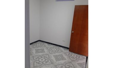 VENTA DE CASA DE DOS PISOS EN VILLAVICENCIO REMODELADA