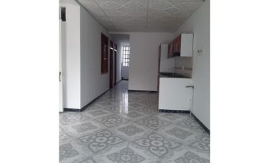 VENTA DE CASA DE DOS PISOS EN VILLAVICENCIO REMODELADA