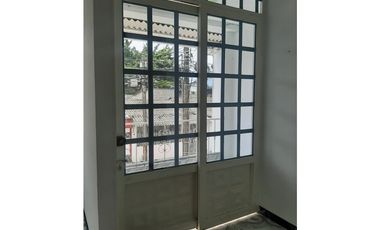 VENTA DE CASA DE DOS PISOS EN VILLAVICENCIO REMODELADA