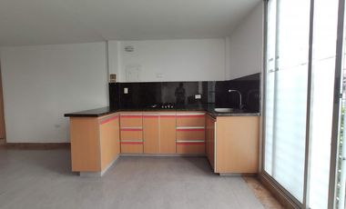 casa en venta en el bosque. Cod V24358