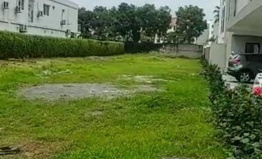 VENTA DE TERRENO EN ISLA MOCOLI - URB. MONACO