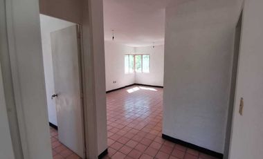 DEPARTAMENTO AMPLIOS ESPACIOS Y MUY VENTILADOS, A 5 MINUTOS DEL CENTRO DE COLIMA