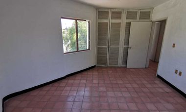 DEPARTAMENTO AMPLIOS ESPACIOS Y MUY VENTILADOS, A 5 MINUTOS DEL CENTRO DE COLIMA