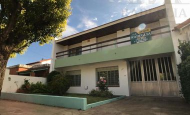 Casa en venta en Almirante Brown, Burzaco