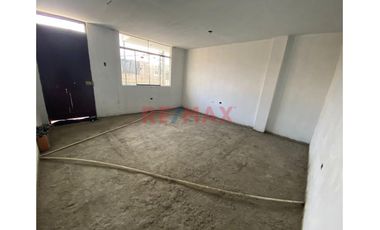 Venta De Casa 4 Pisos Sin Acabados En Laredo